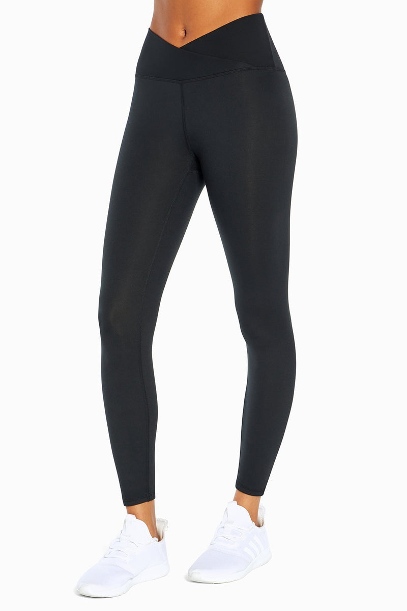 Zobha Womens Vega High Rise V-Shaped Crossover Legging : :  Clothing, Shoes & Accessories