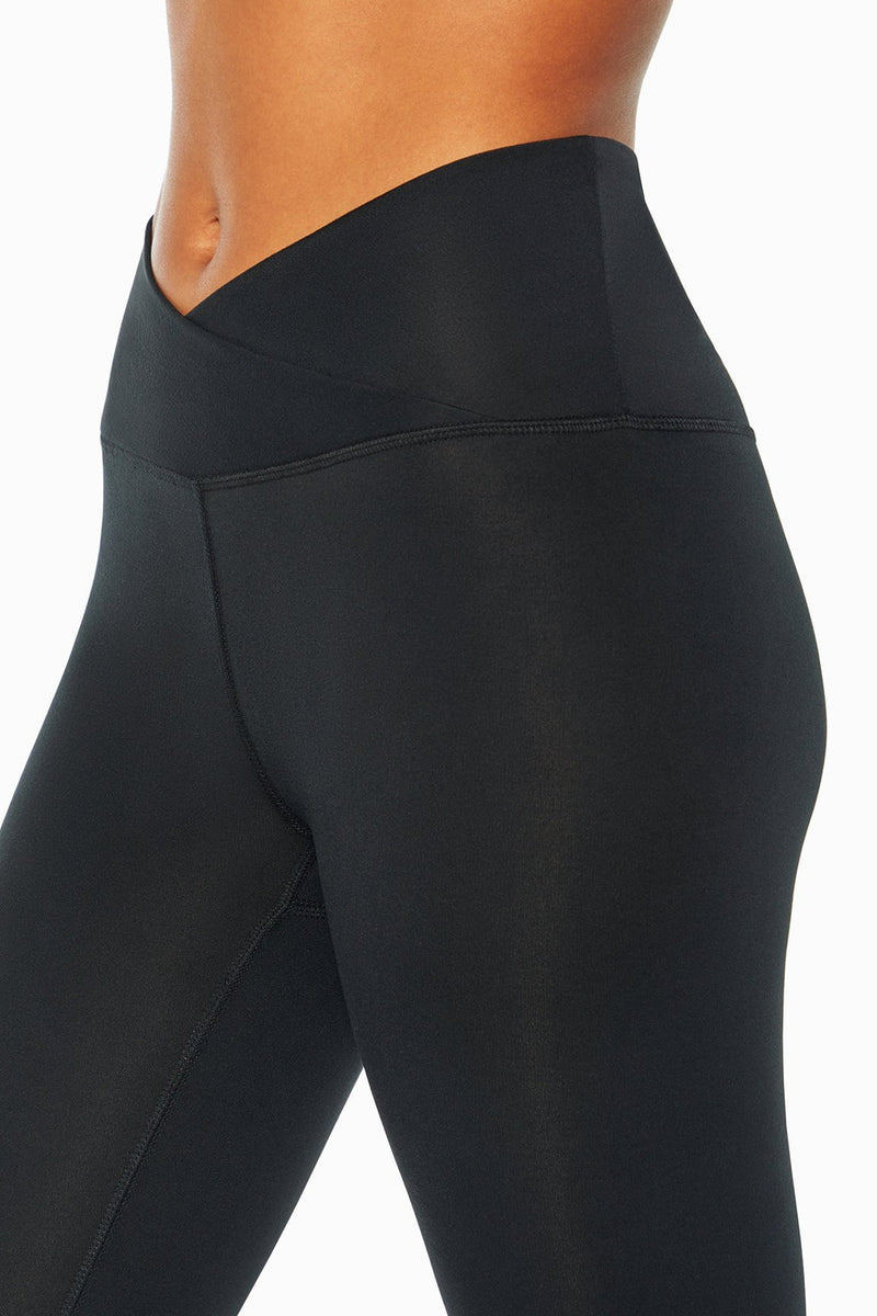 Carbon Interlink Crossover Ankle Leggings