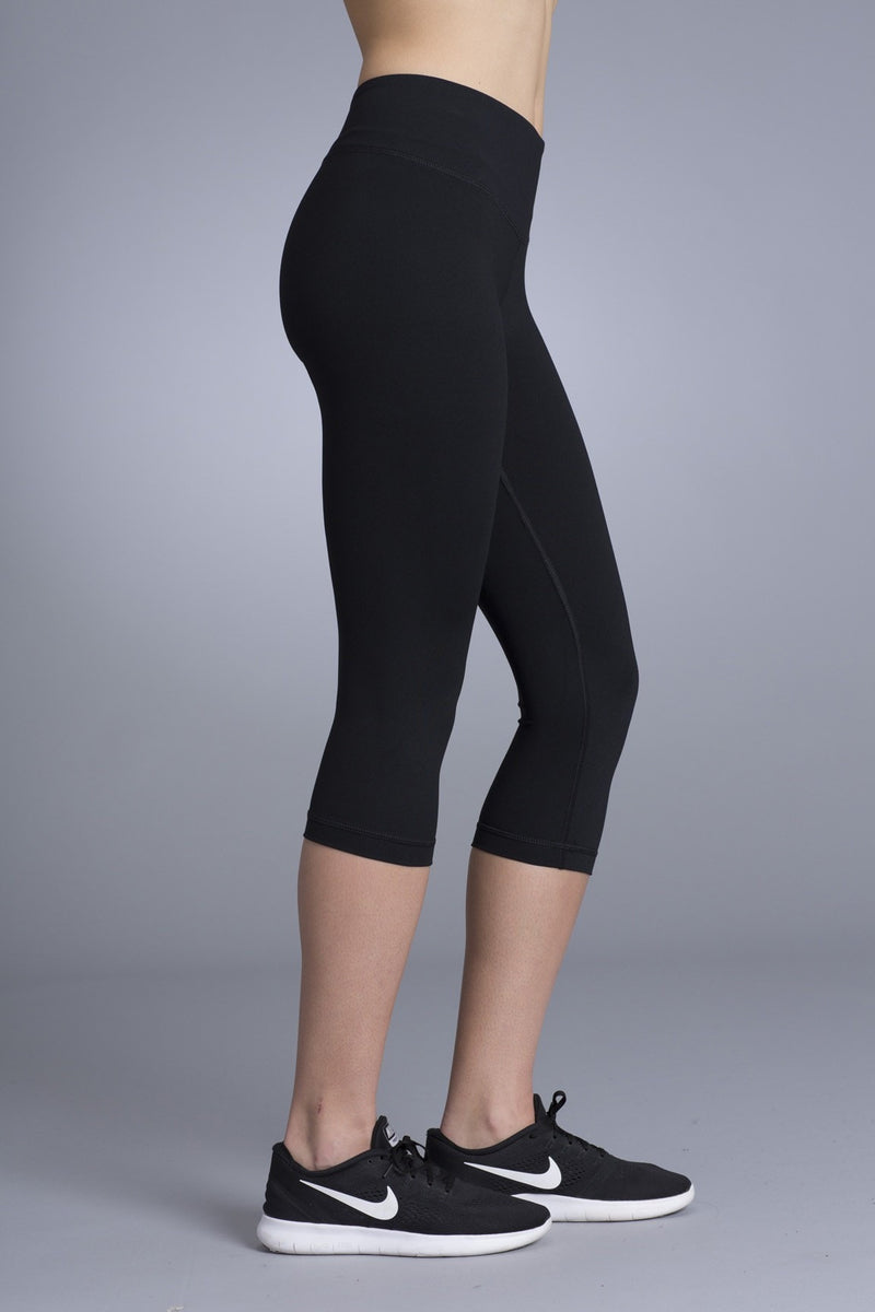 Addison Shape-Optimizing Capri Leggings