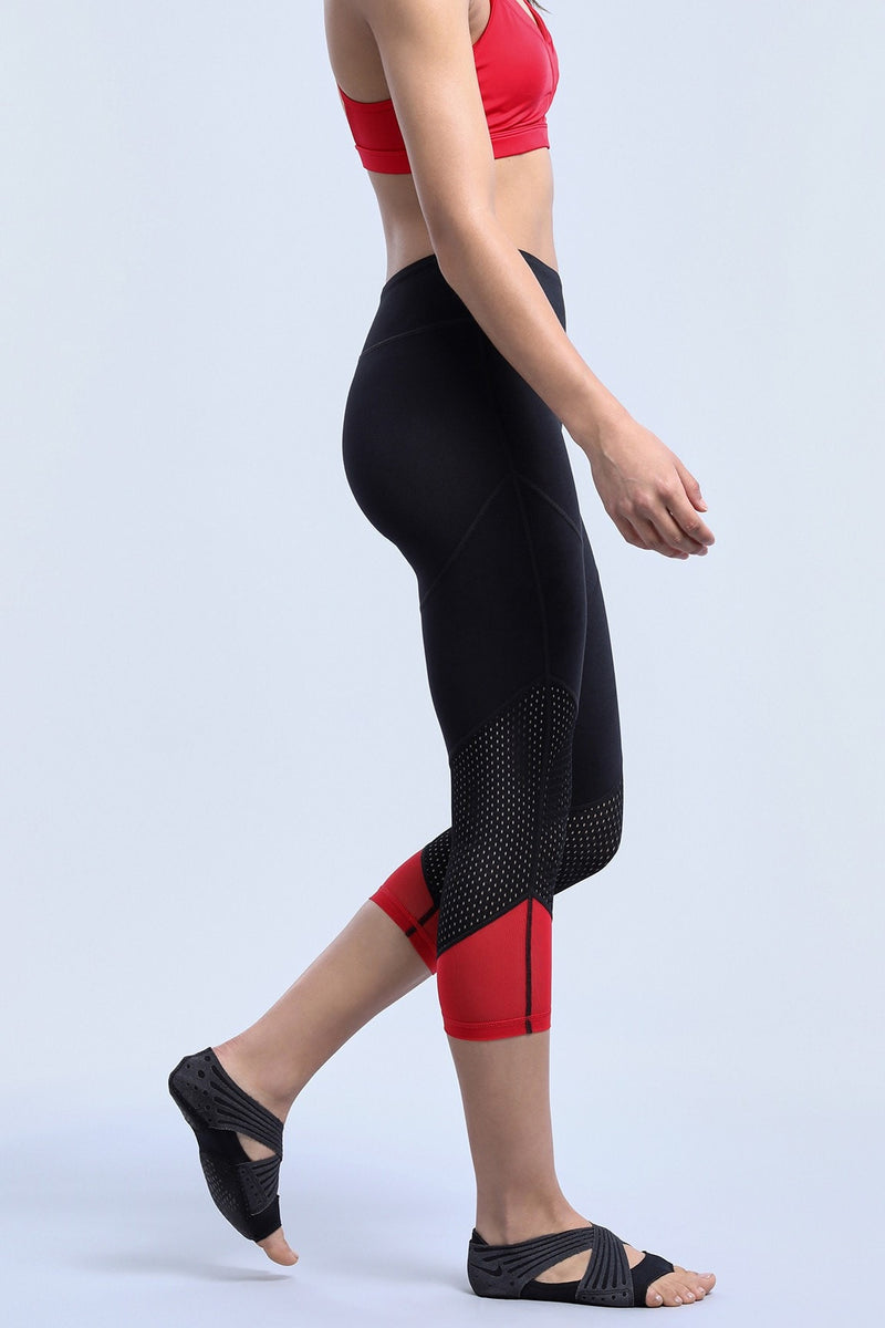 Rocsi Mixed Media Colorblock Capri
