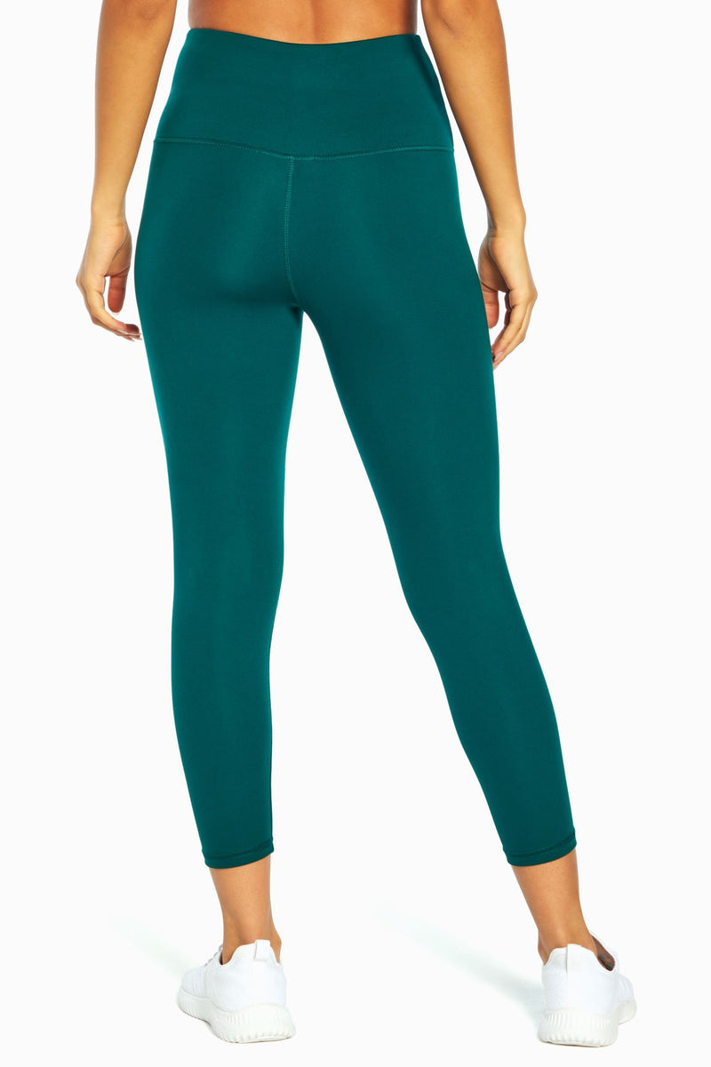 Easy Endurance Capri