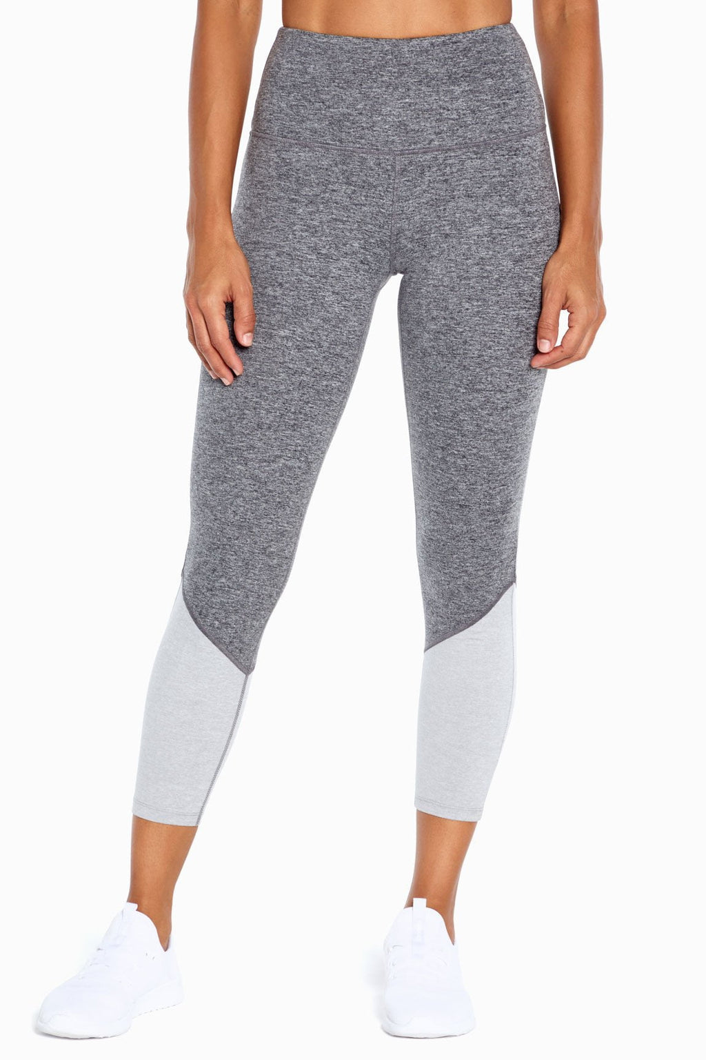 Zobha Women's Vega High Rise V-Shaped Crossover Legging 